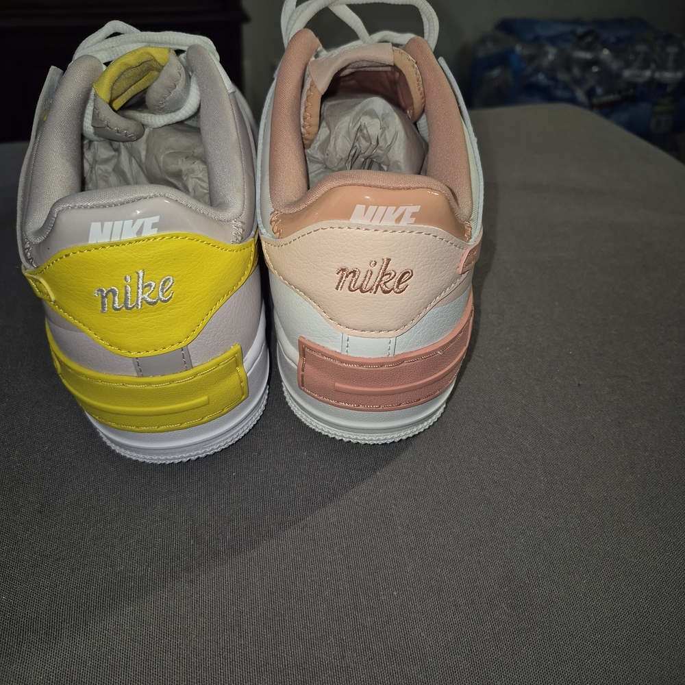 Nike Kids' Low-Top Sneakers - Yellow & Light Pink